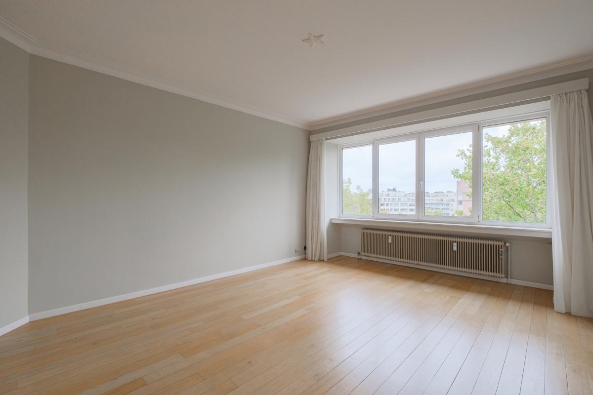 SOUS OFFRE !! Molière : Bel appartement 3 chambres + bureau et terrasse