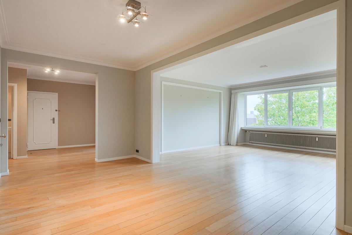 SOUS OFFRE !! Molière : Bel appartement 3 chambres + bureau et terrasse