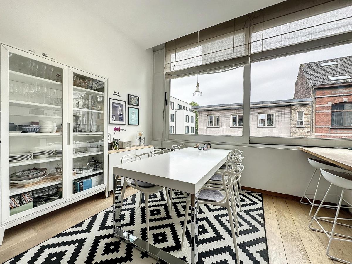 Haut de Saint-Gilles : Superbe duplex penthouse + terrasse
