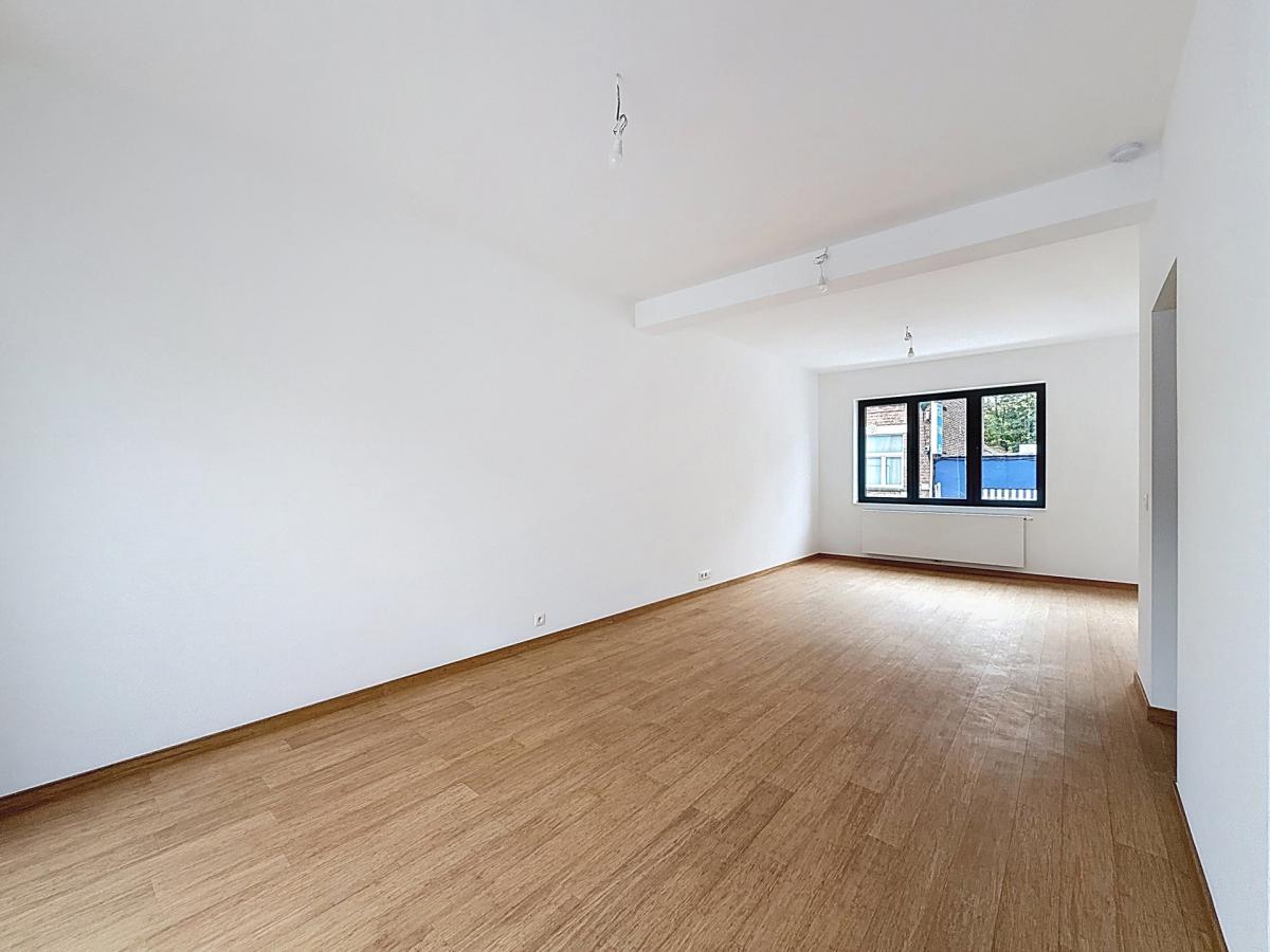 Vanderkindere : Beau duplex penthouse neuf + terrasse