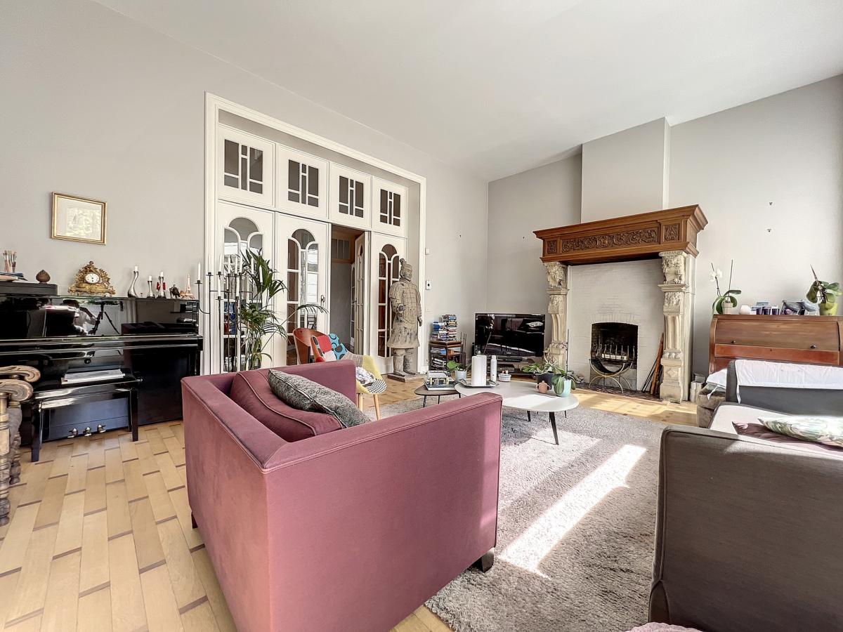 Place Brugmann : Somptueuse maison de Maître rénovée en 2022