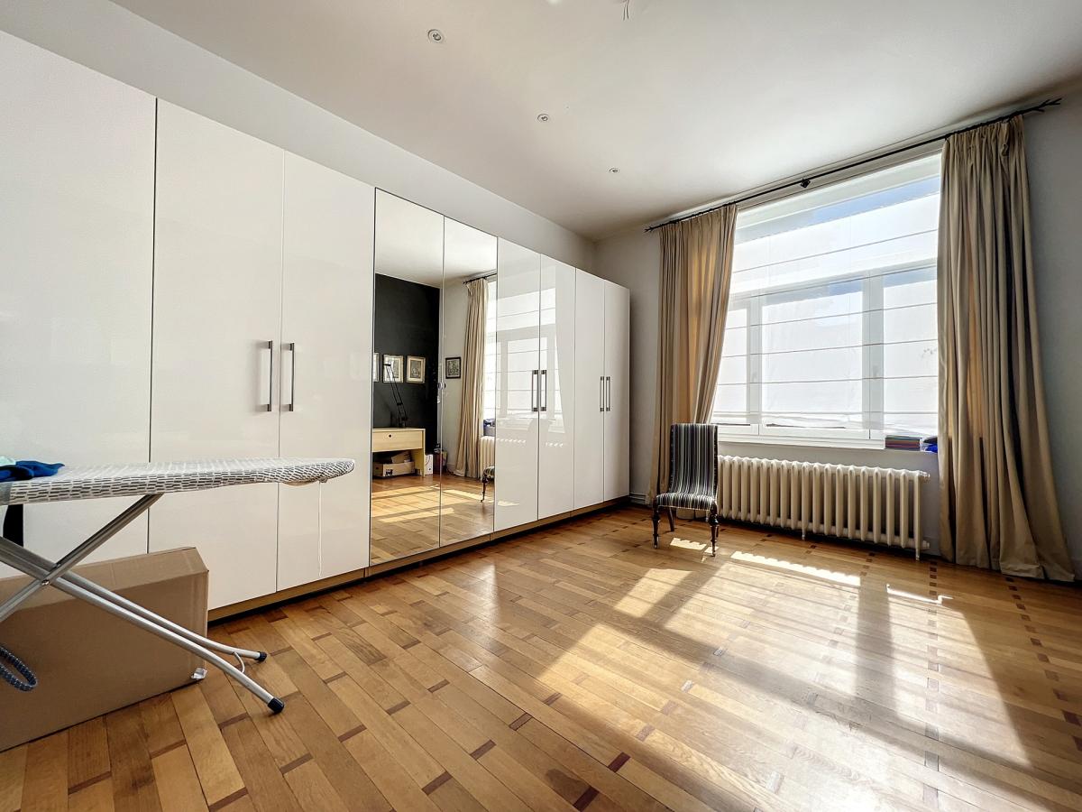 Place Brugmann : Somptueuse maison de Maître rénovée en 2022