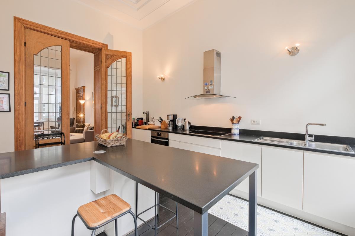 Abbaye : rdc duplex 3 chambres + cour et terrasse