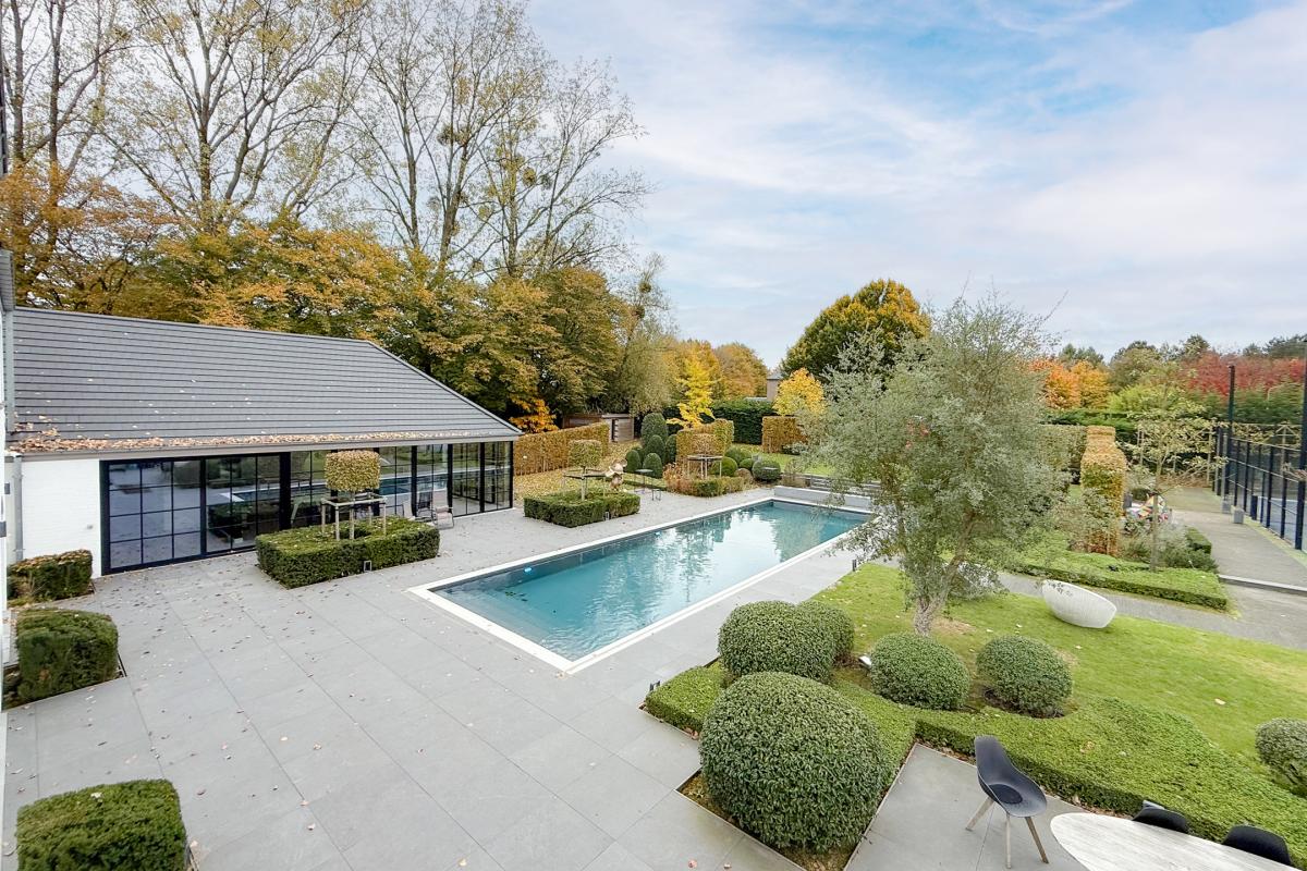 Sept Fontaines, superbe propriété contemporaine avec piscine