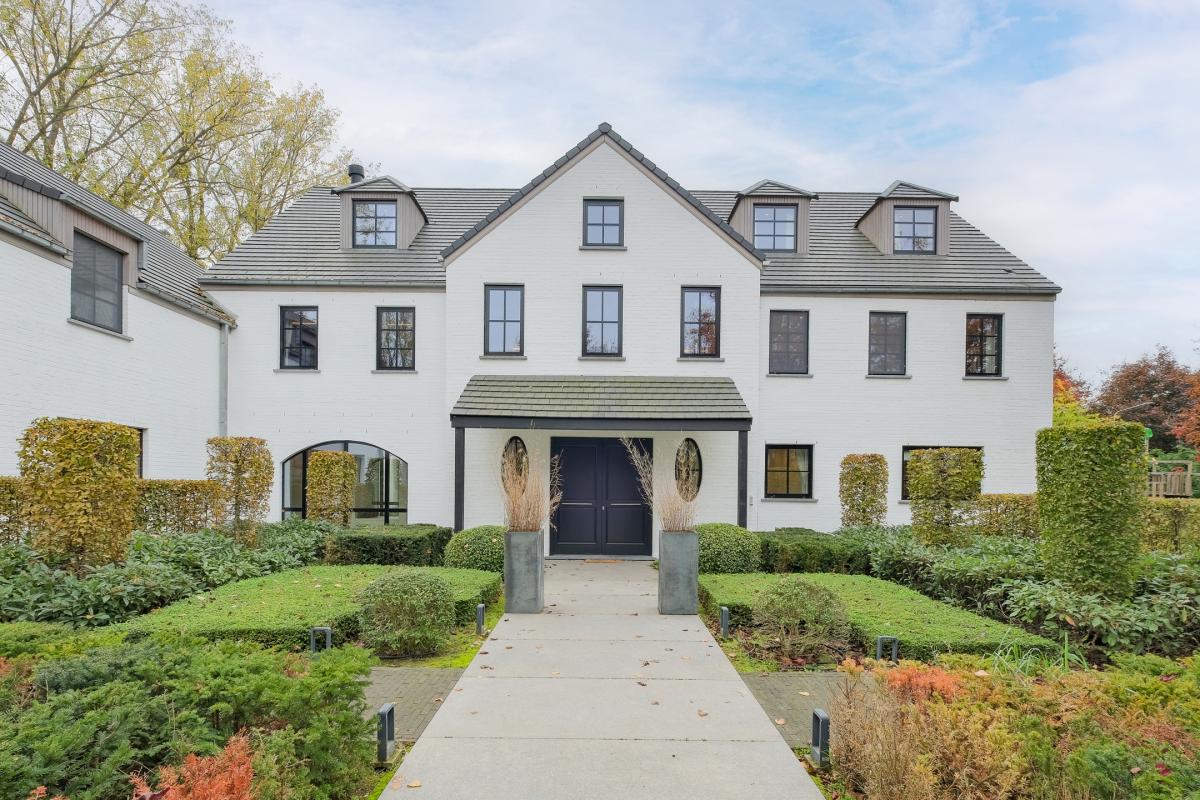 Sept Fontaines, superbe propriété contemporaine avec piscine