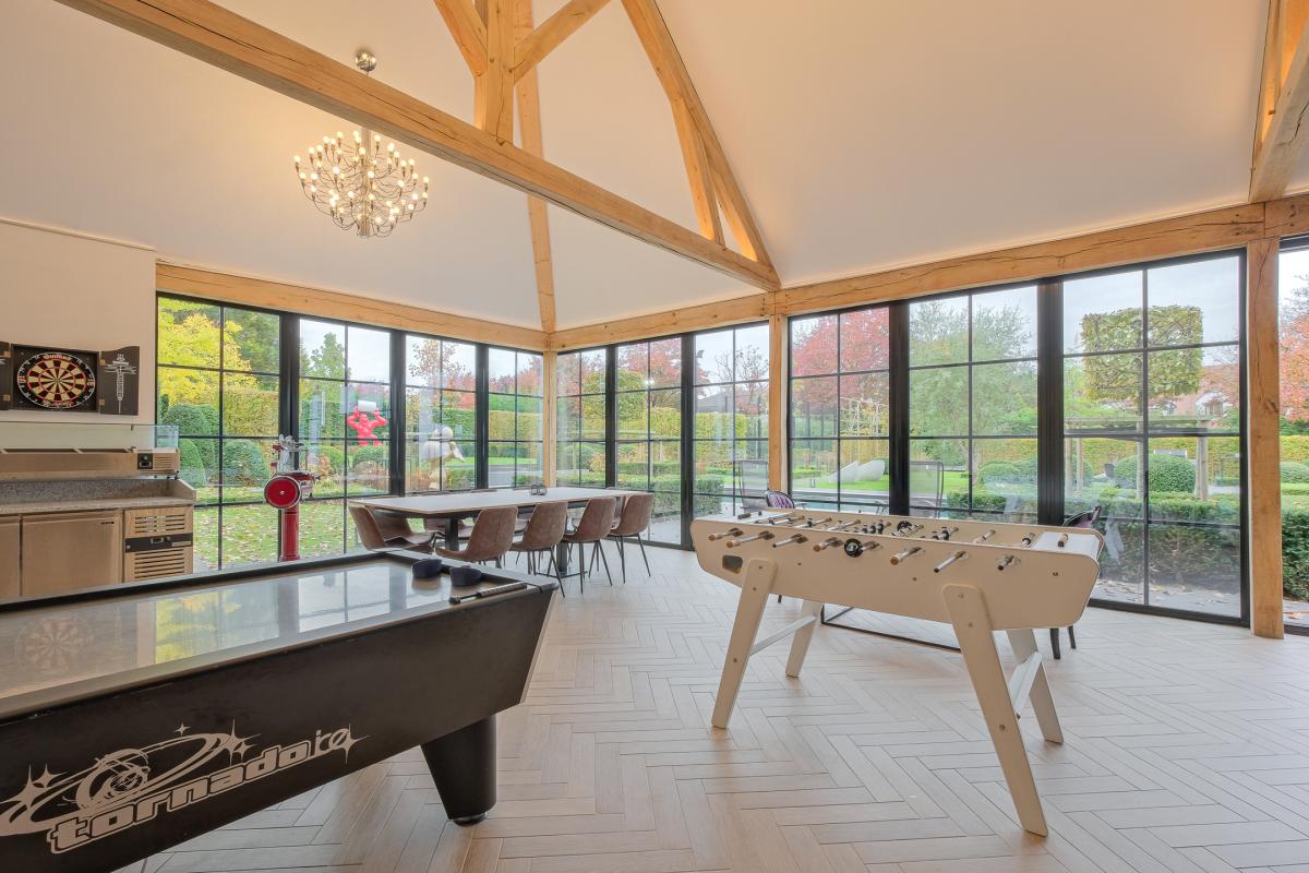 Sept Fontaines, superbe propriété contemporaine avec piscine