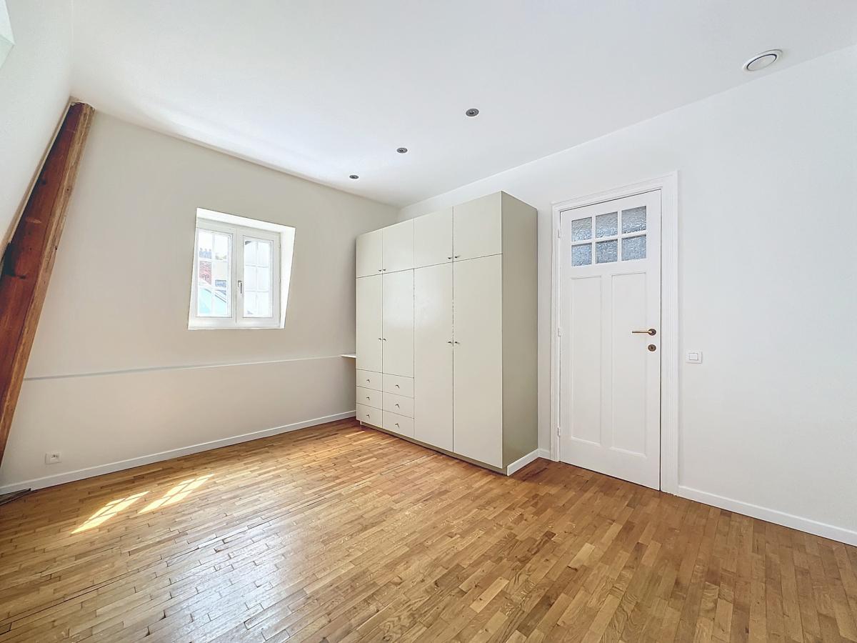 Saturne : Sublime villa avec vaste jardin + garage