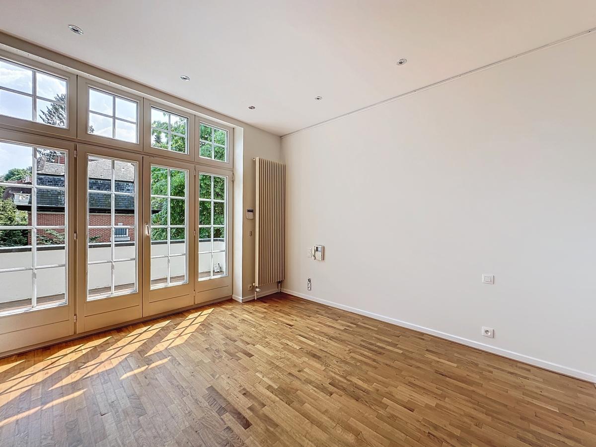 Saturne : Sublime villa avec vaste jardin + garage