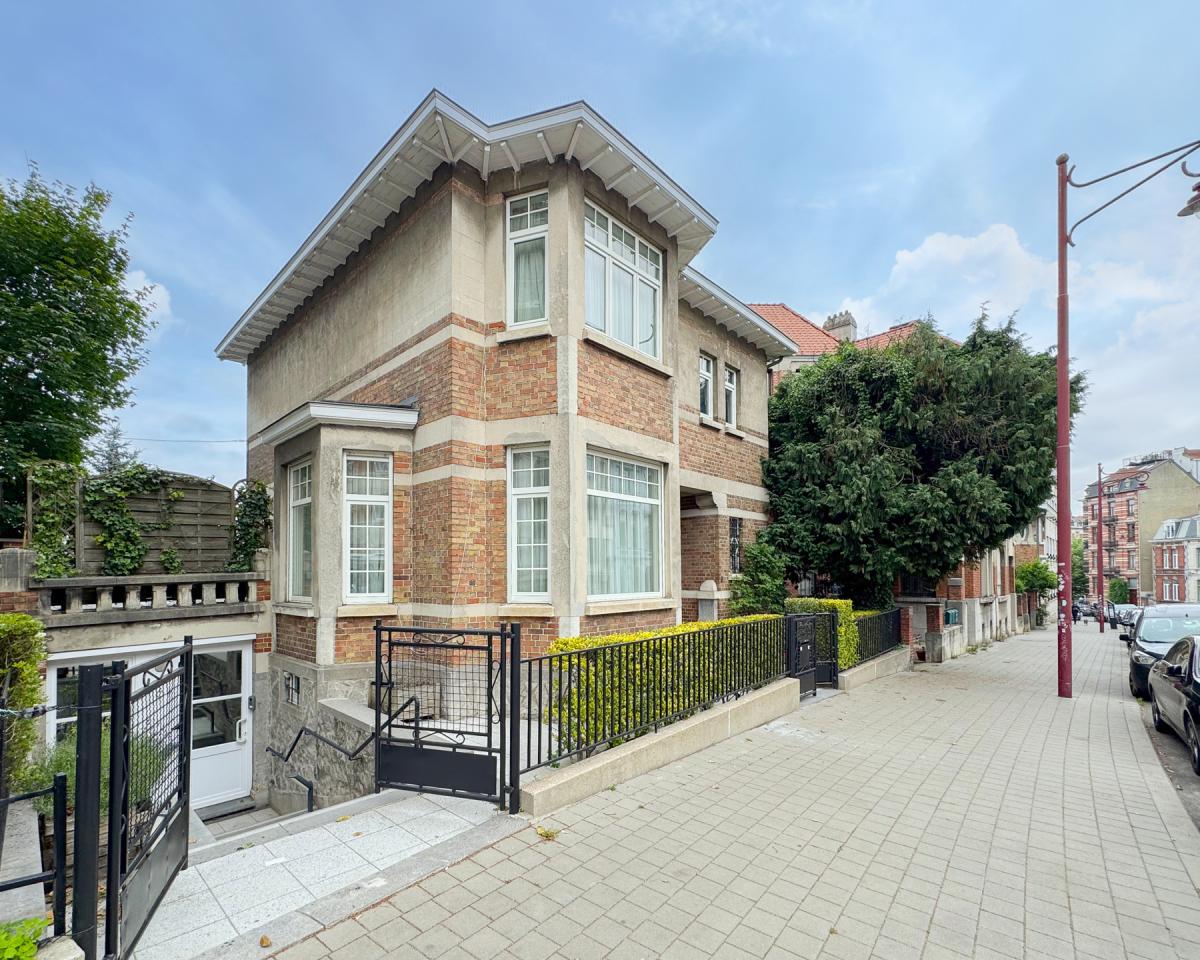 Parc de Forest, villa avec jardin + extension