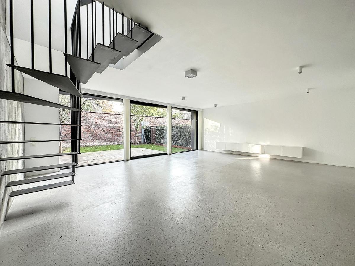 Vleurgat : Jolie maison arrière neuve avec jardin