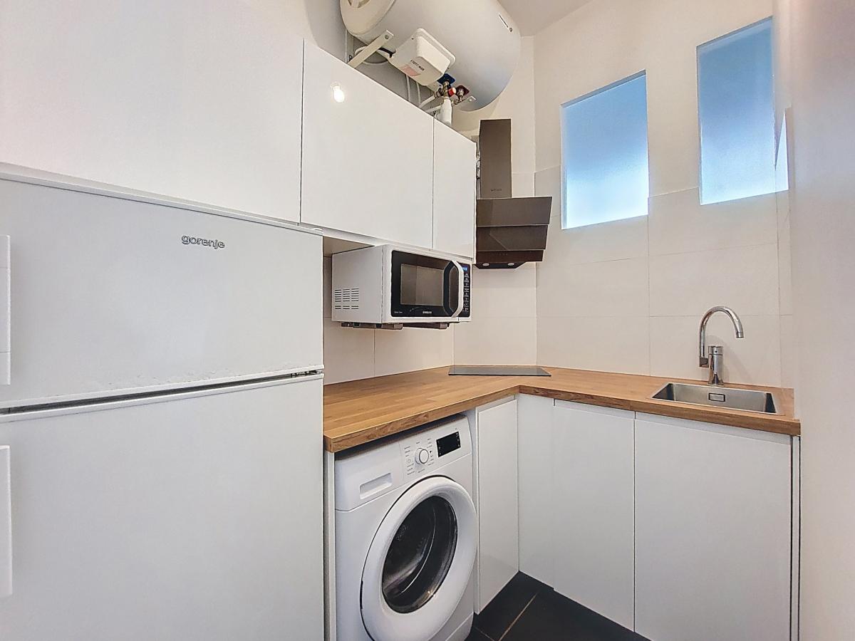 Lepoutre/Tenbosch : Charmant studio meublé