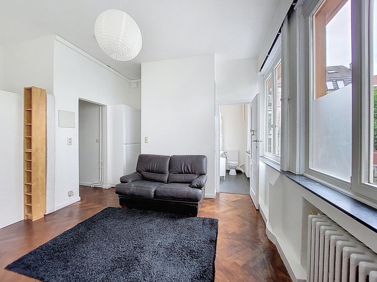 Lepoutre/Tenbosch : Charmant studio meublé