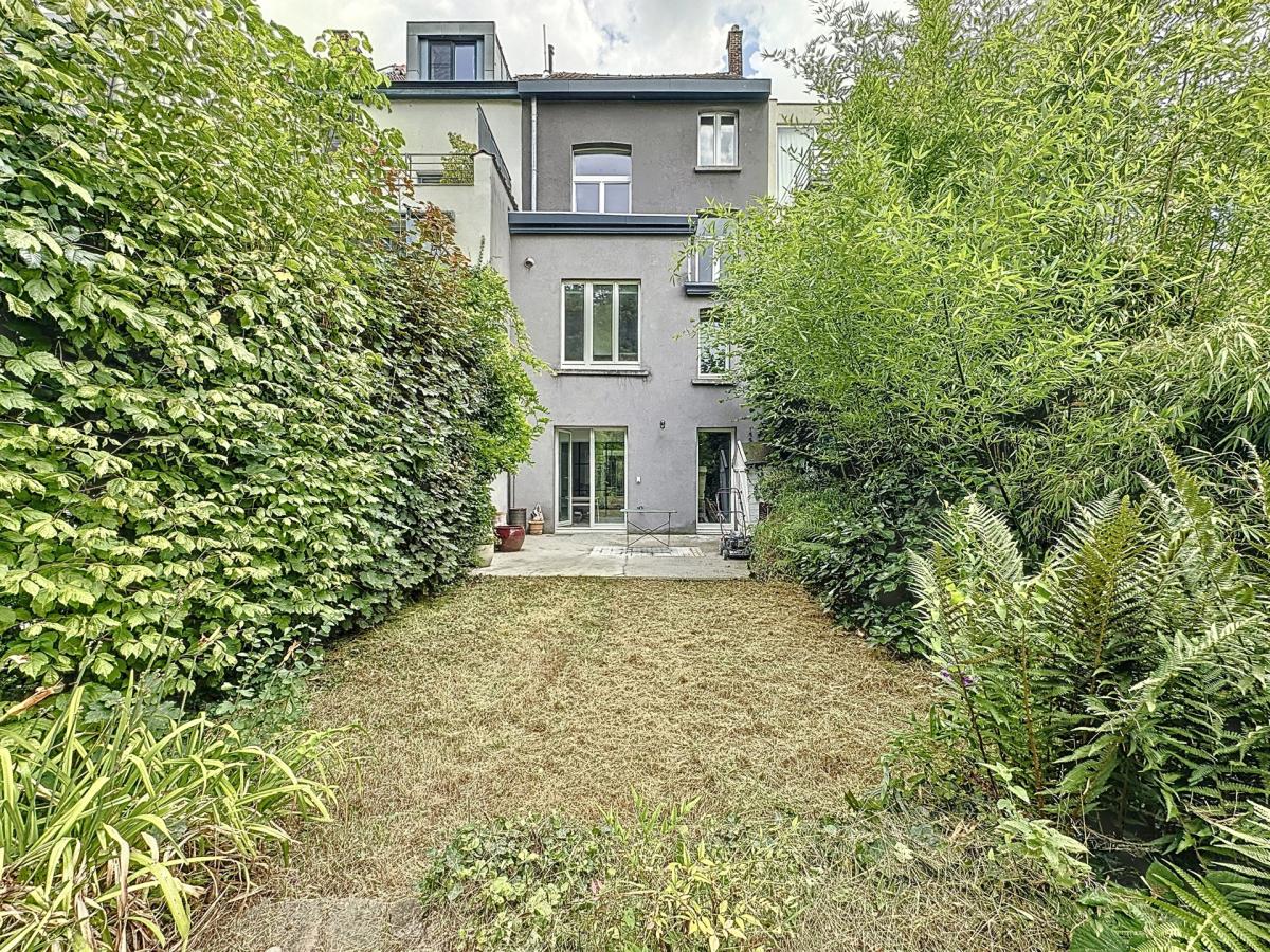 Forest/Uccle : Belle maison de 1885  rénovée avec jardin