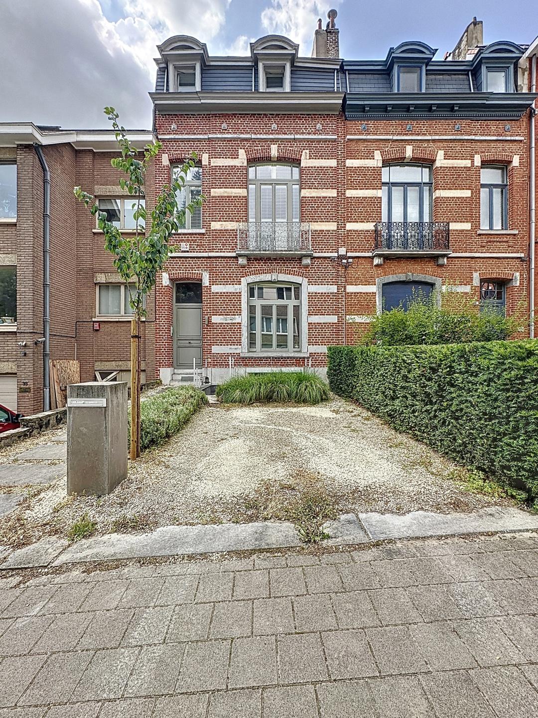 Forest/Uccle : Belle maison de 1885  rénovée avec jardin