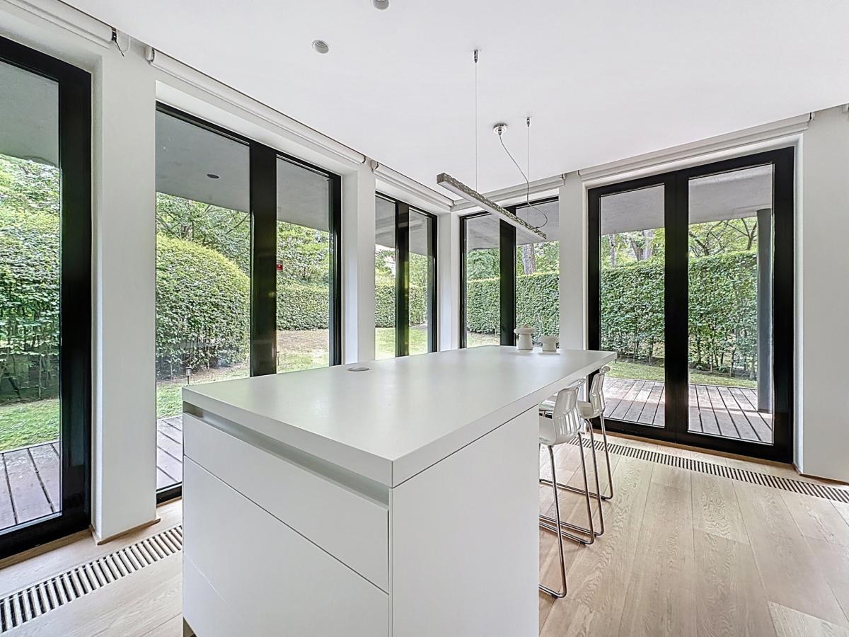 Parc Hamoir : Beau RDC avec jardin de 3 chambres + parking