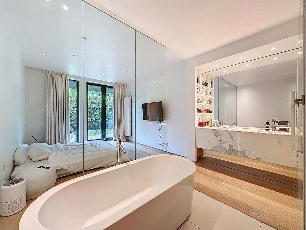 Parc Hamoir : Beau RDC avec jardin de 3 chambres + parking