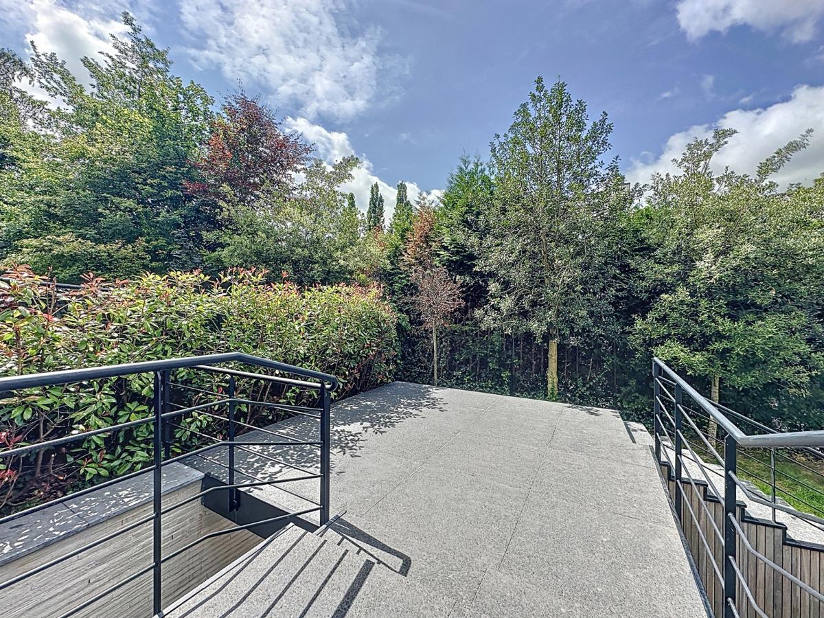 Petite Espinette : Somptueux duplex avec jardin 3 chambres