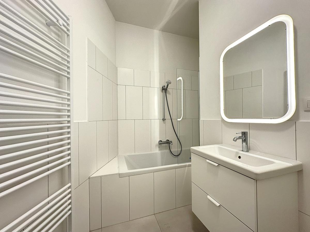 BOONDAEL : Superbe maison arrière neuve + terrasse + jardin