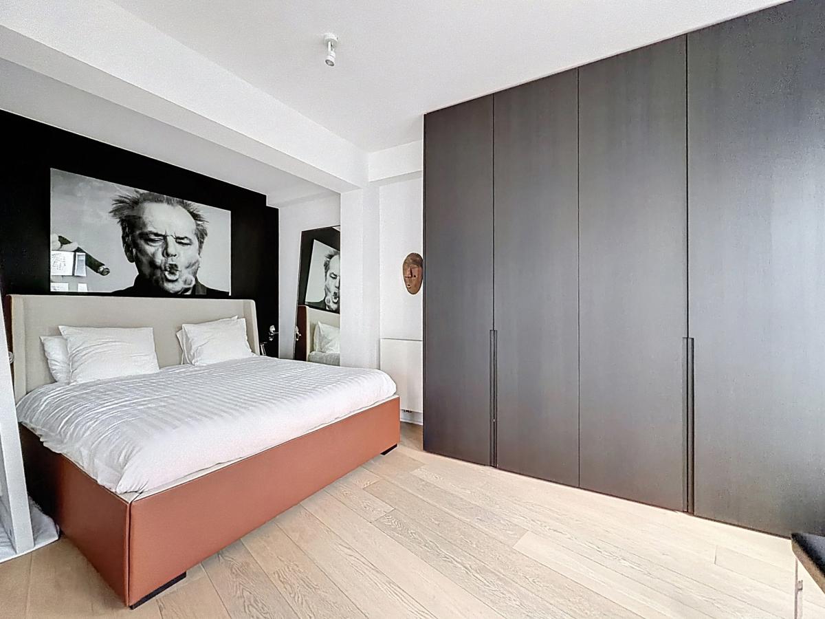 Sablon : Bel appartement 1 chambre remis à neuf et meublé