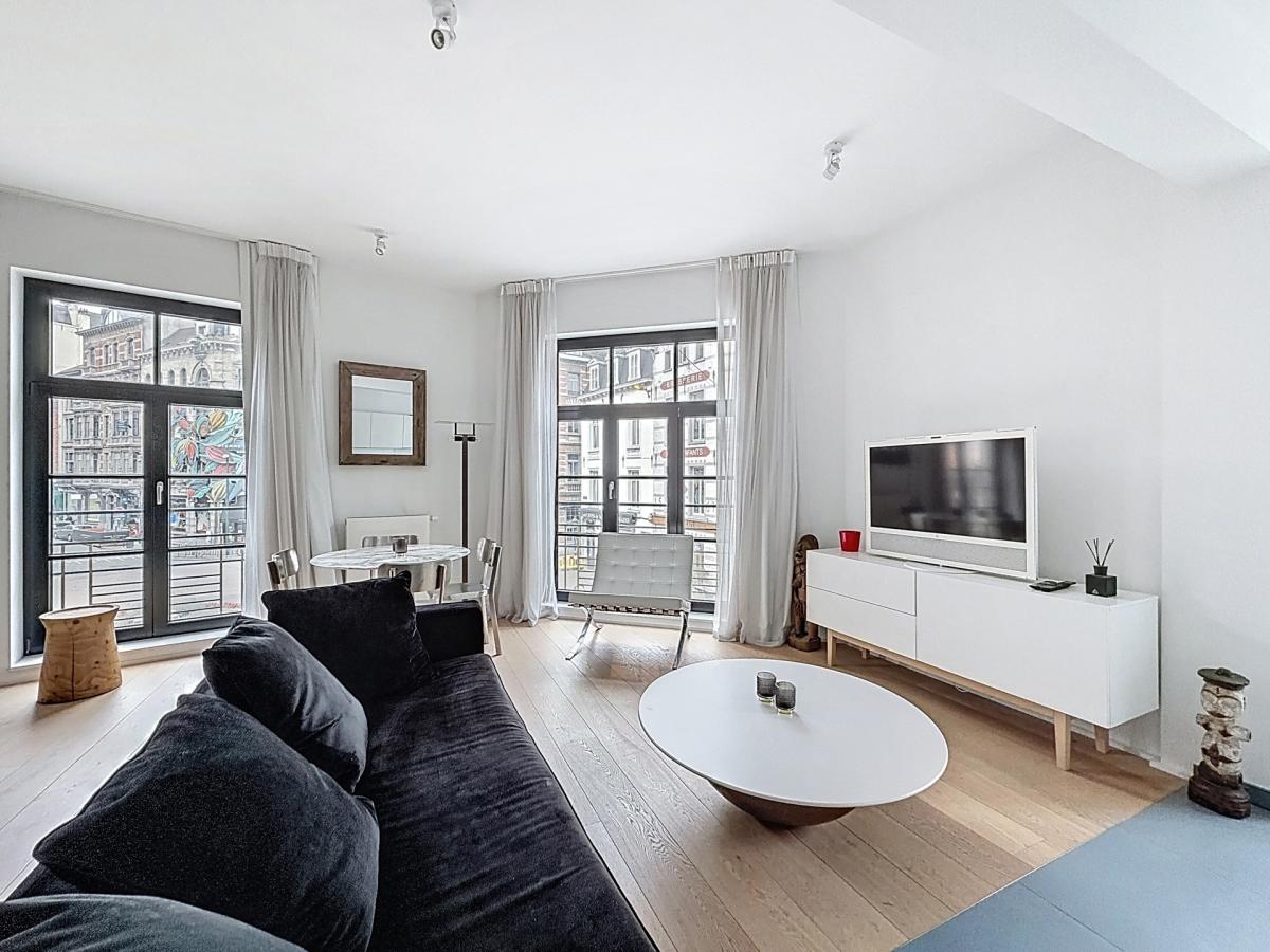 Sablon : Bel appartement 1 chambre remis à neuf et meublé