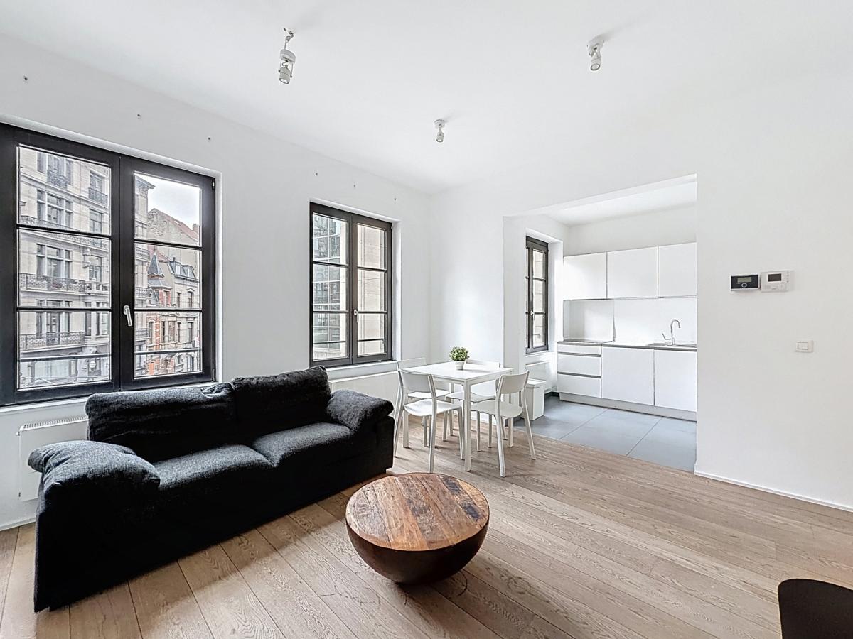 Sablon : Bel appartement 1 chambre remis à neuf et meublé