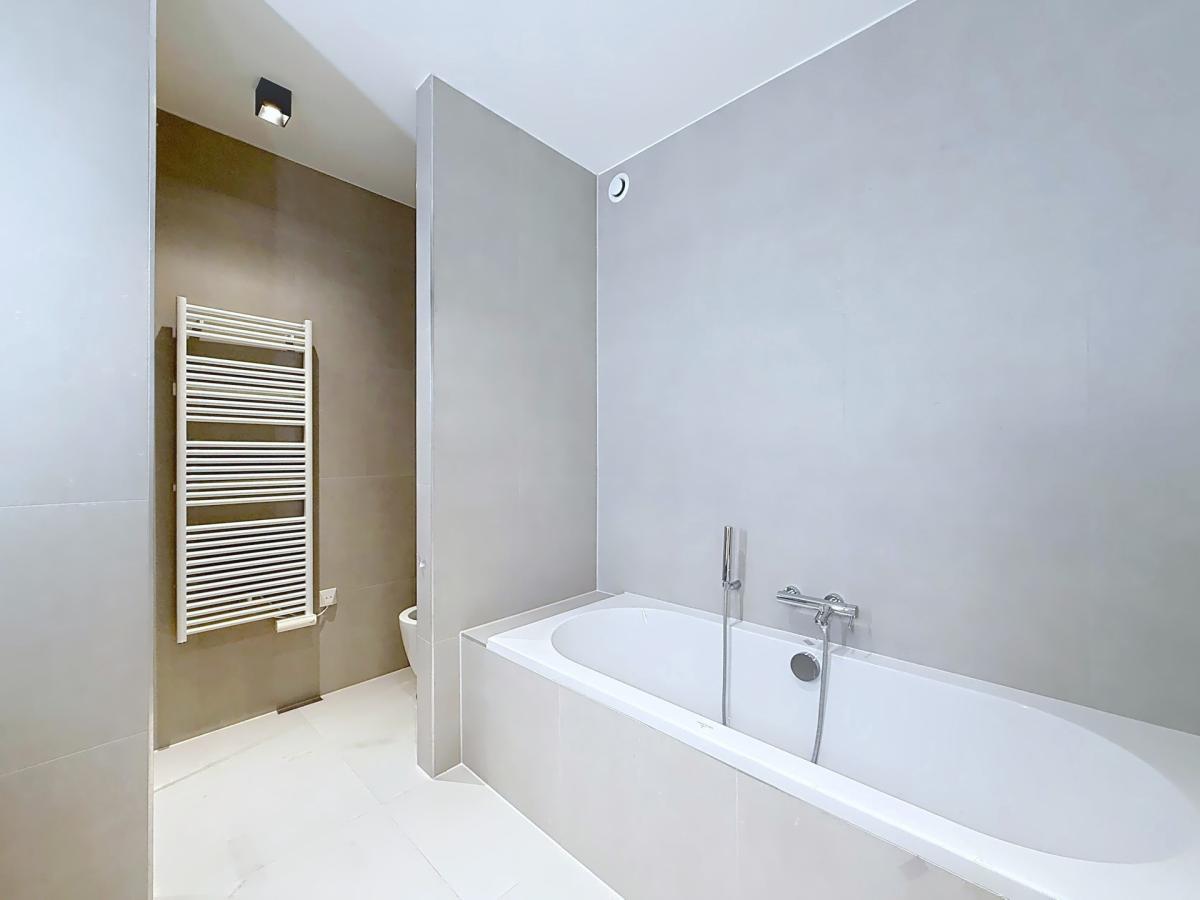 Metropolitan /Abbaye de la Cambre : Sublime appartement neuf