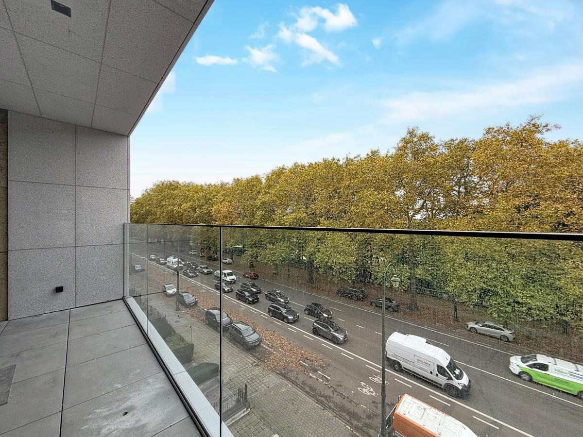 Metropolitan /Abbaye de la Cambre : Sublime appartement neuf