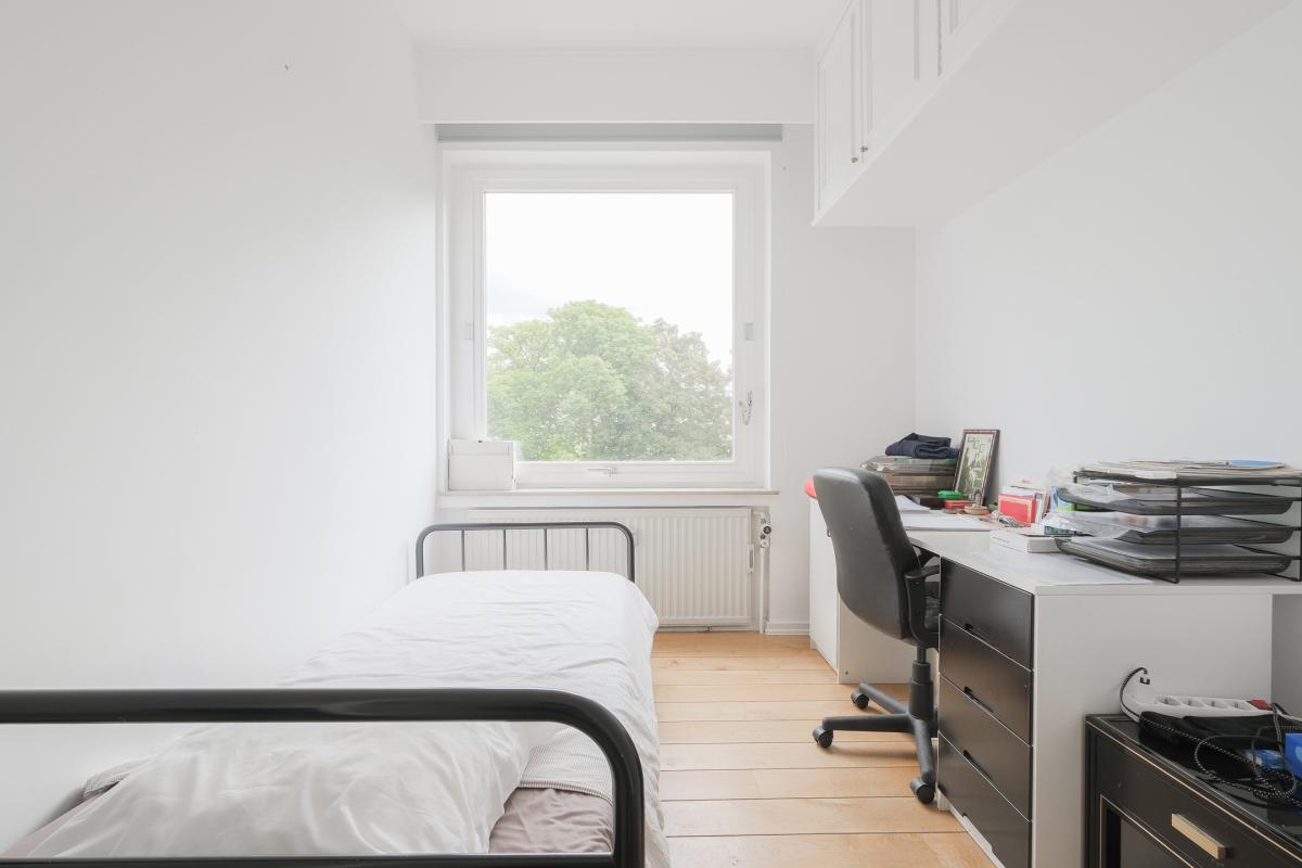 Cavell/ Churchill : Bel appartement 3 chambres + terrasse 