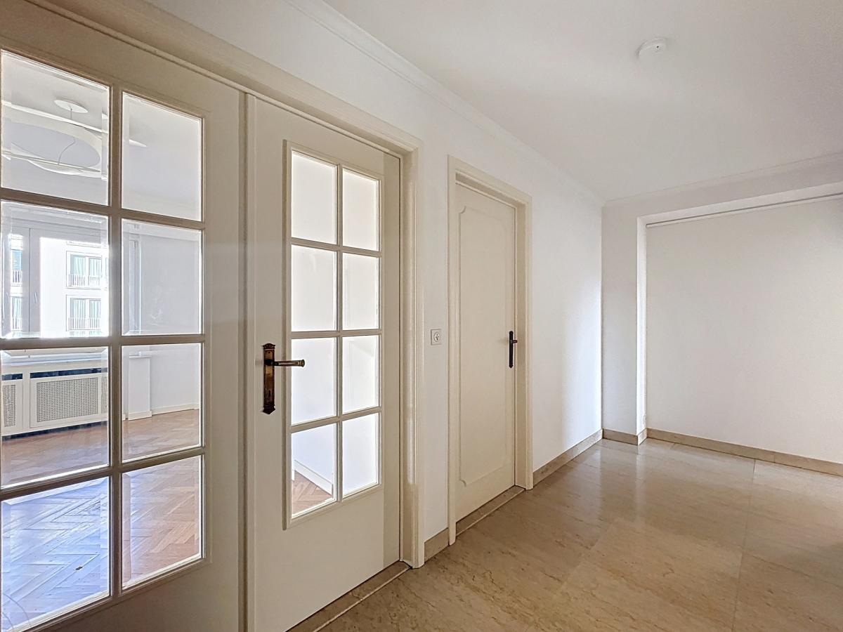 Molière : Bel appartement de standing 2 ch + bureau 