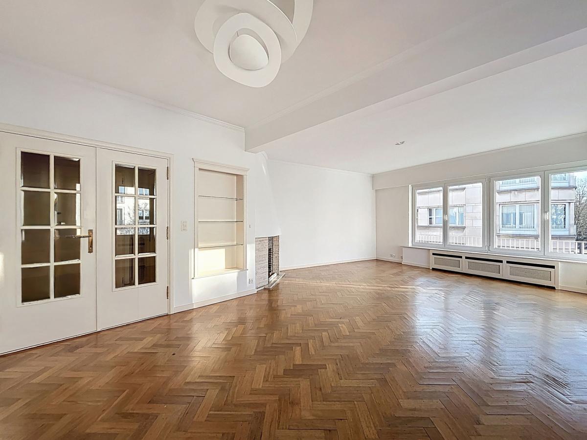 Molière : Bel appartement de standing 2 ch + bureau 