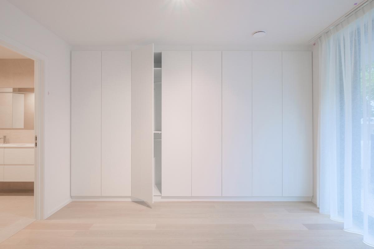 Rez-de-chaussée neuf de standing avec terrasse à Ixelles