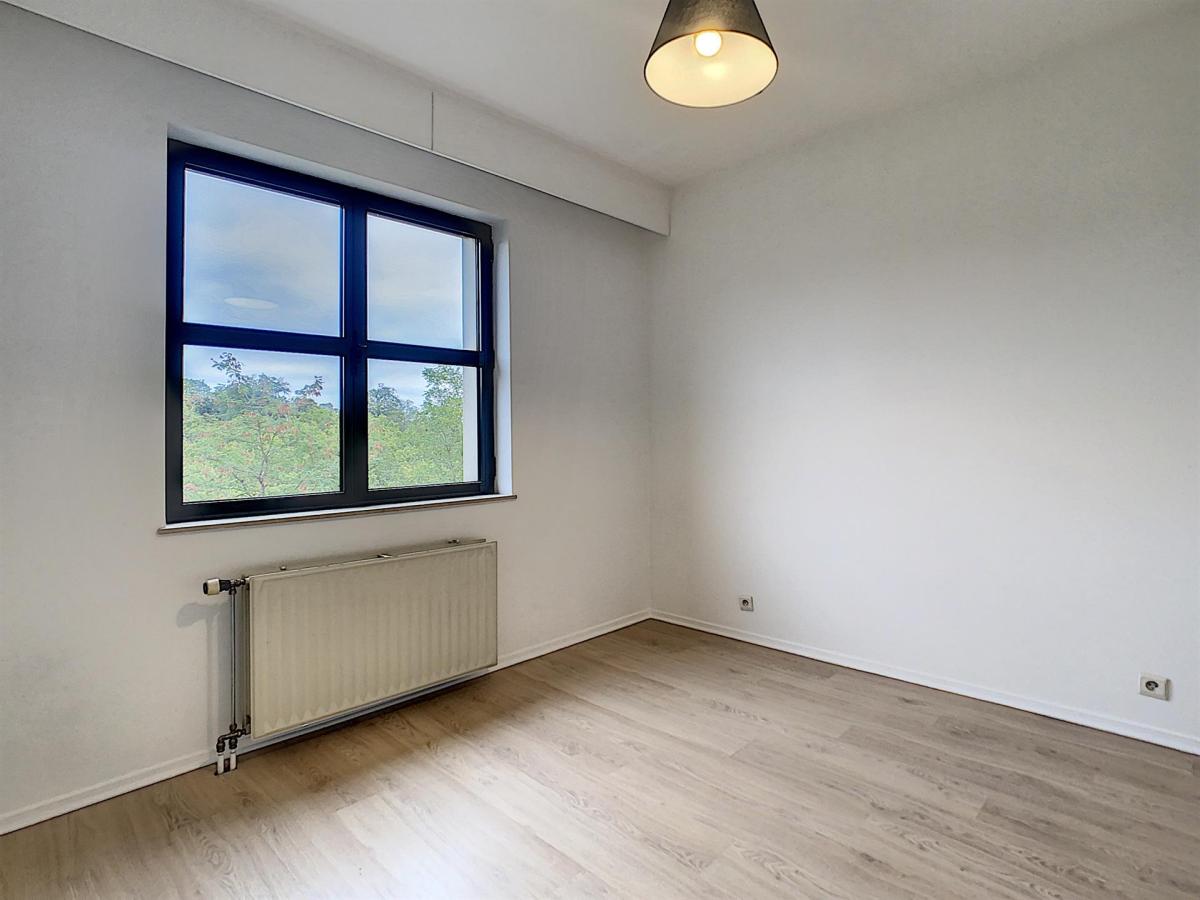 Parc Brugmann : Bel appartement 3 chambres + terrasse 