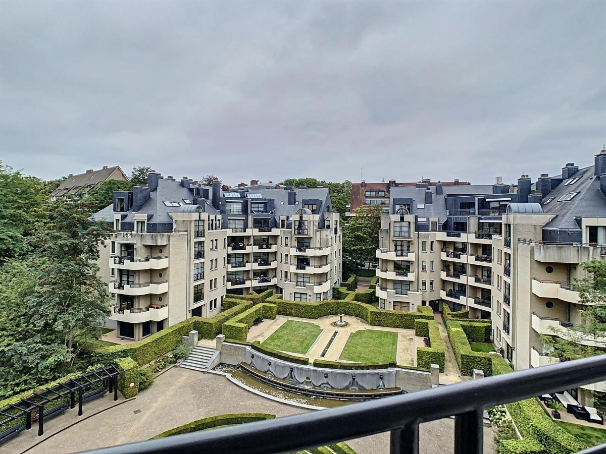 Parc Brugmann : Bel appartement 3 chambres + terrasse 