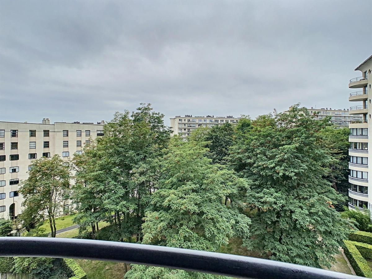 Parc Brugmann : Bel appartement 3 chambres + terrasse 