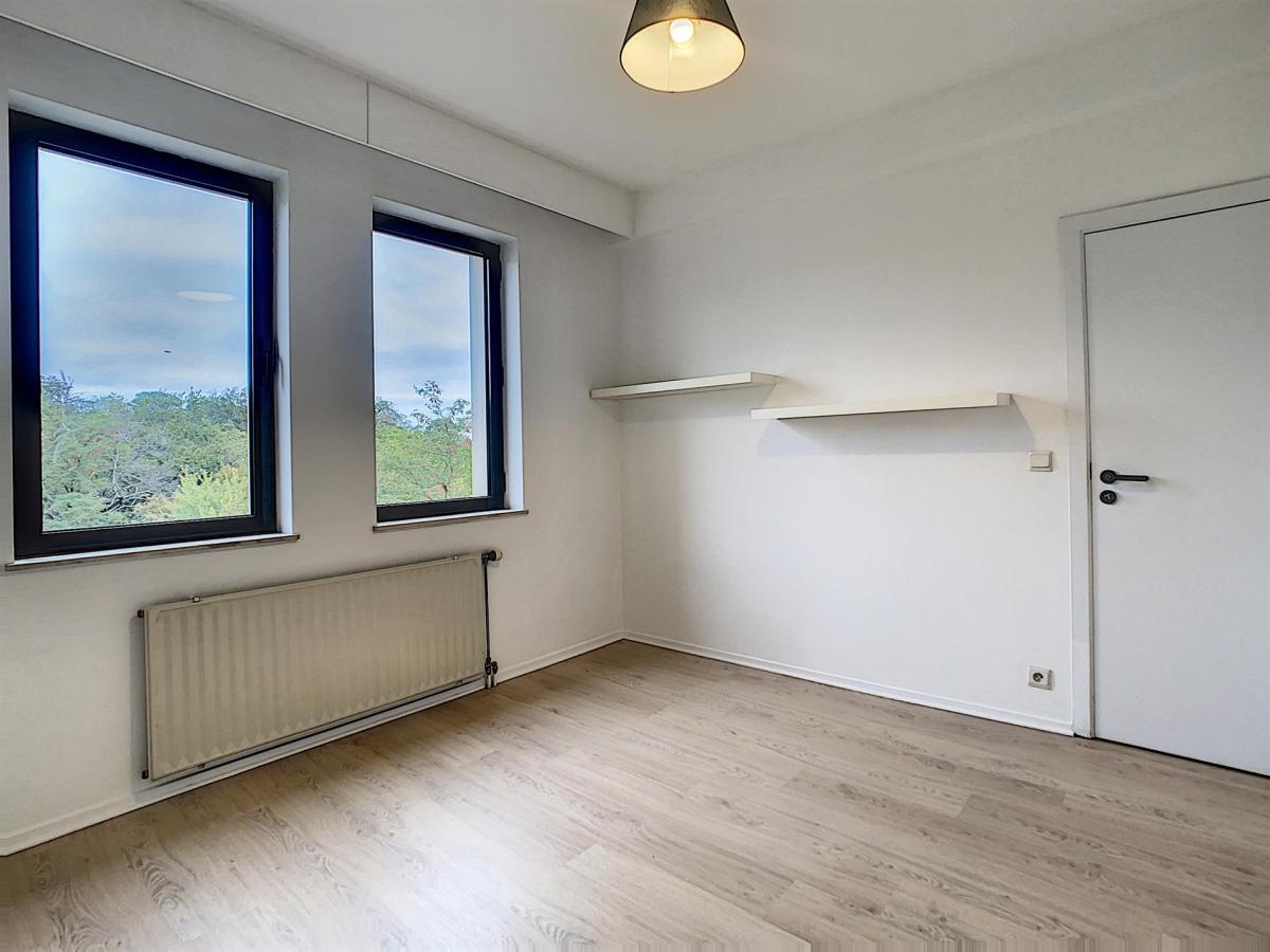 Parc Brugmann : Bel appartement 3 chambres + terrasse 