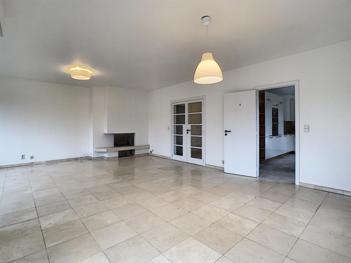 Parc Brugmann : Bel appartement 3 chambres + terrasse 