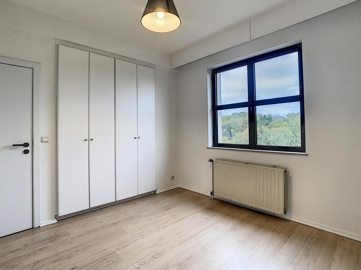 Parc Brugmann : Bel appartement 3 chambres + terrasse 