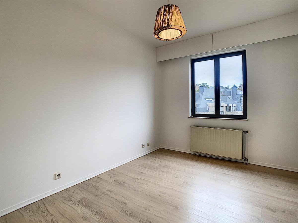 Parc Brugmann : Bel appartement 3 chambres + terrasse 