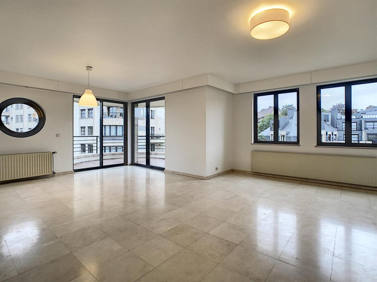 Parc Brugmann : Bel appartement 3 chambres + terrasse 
