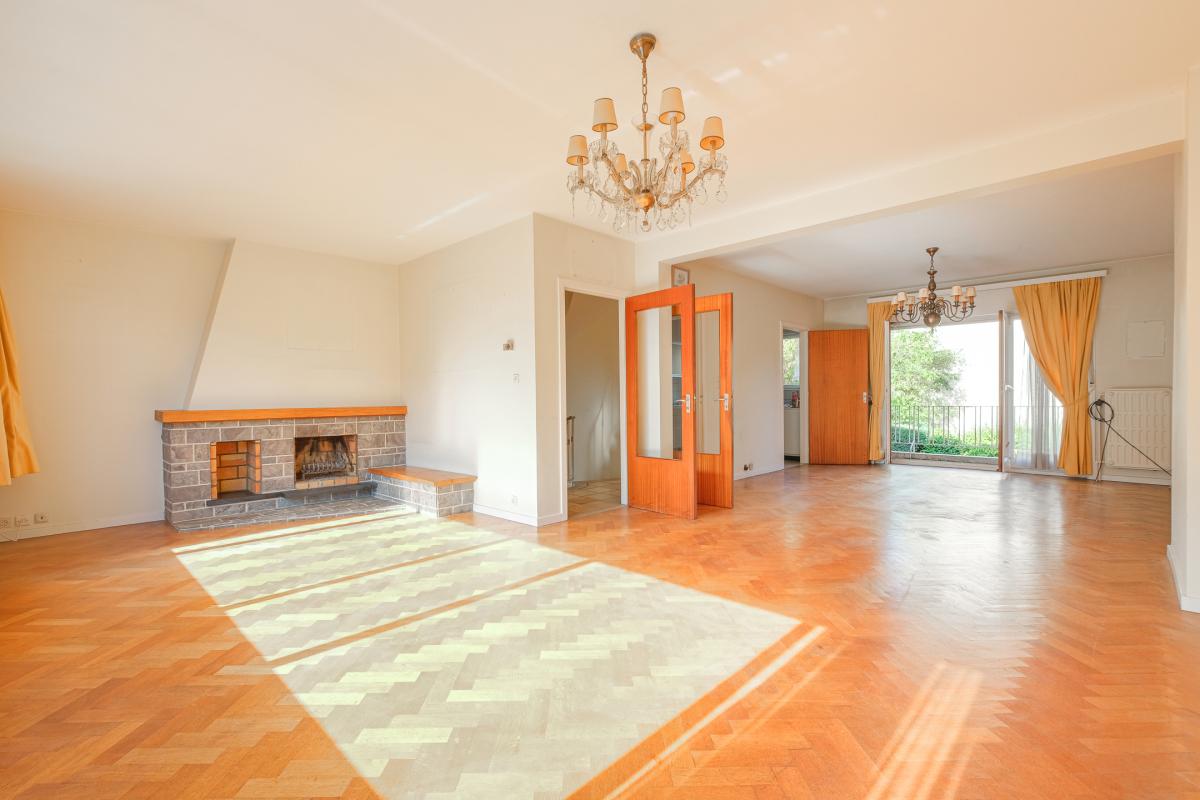 Chant d' Oiseau - Maison de ± 257 m² bruts avec jardin.