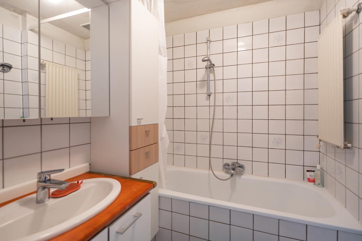 Quartier Européen – Immeuble à appartements (4 unités)