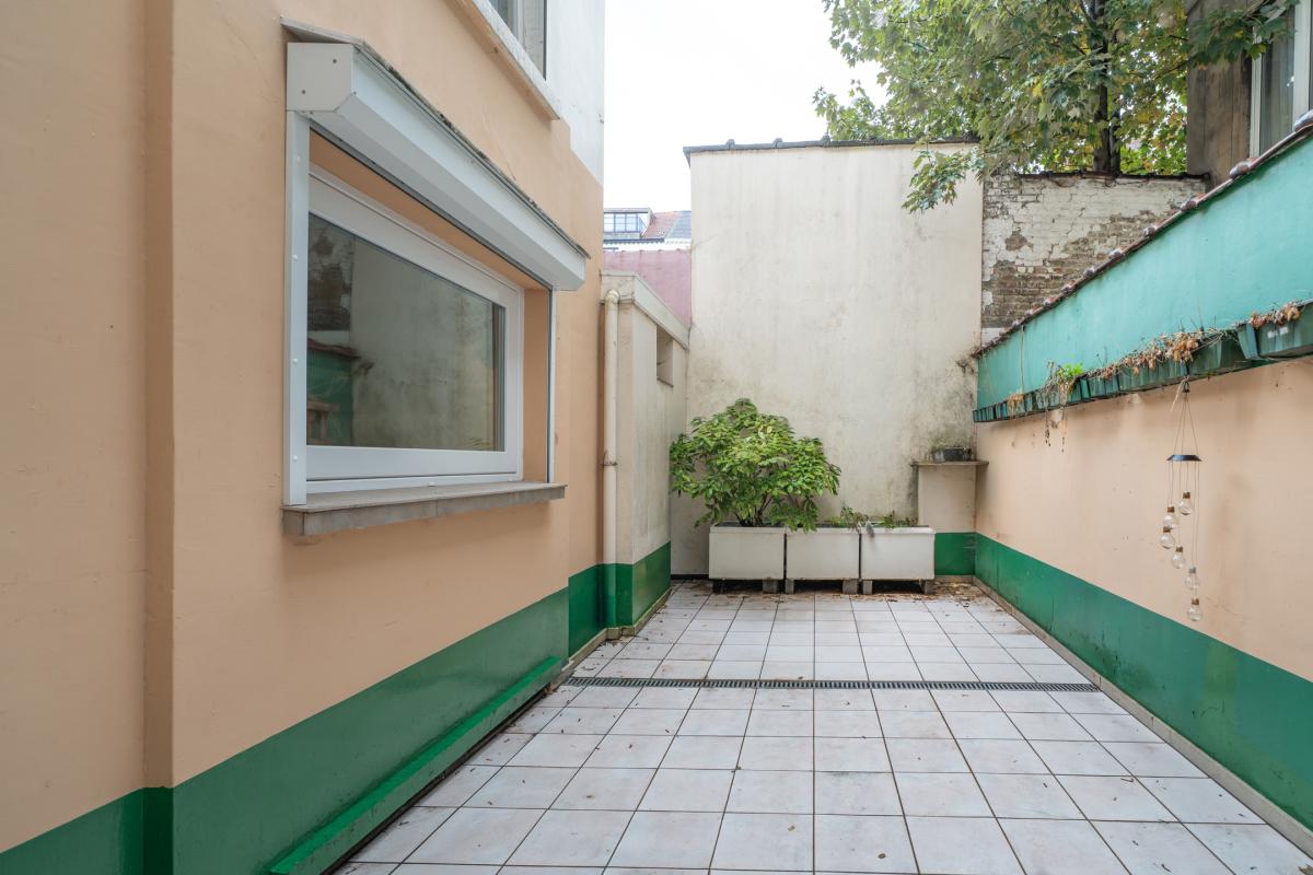 Quartier Européen – Immeuble à appartements (4 unités)