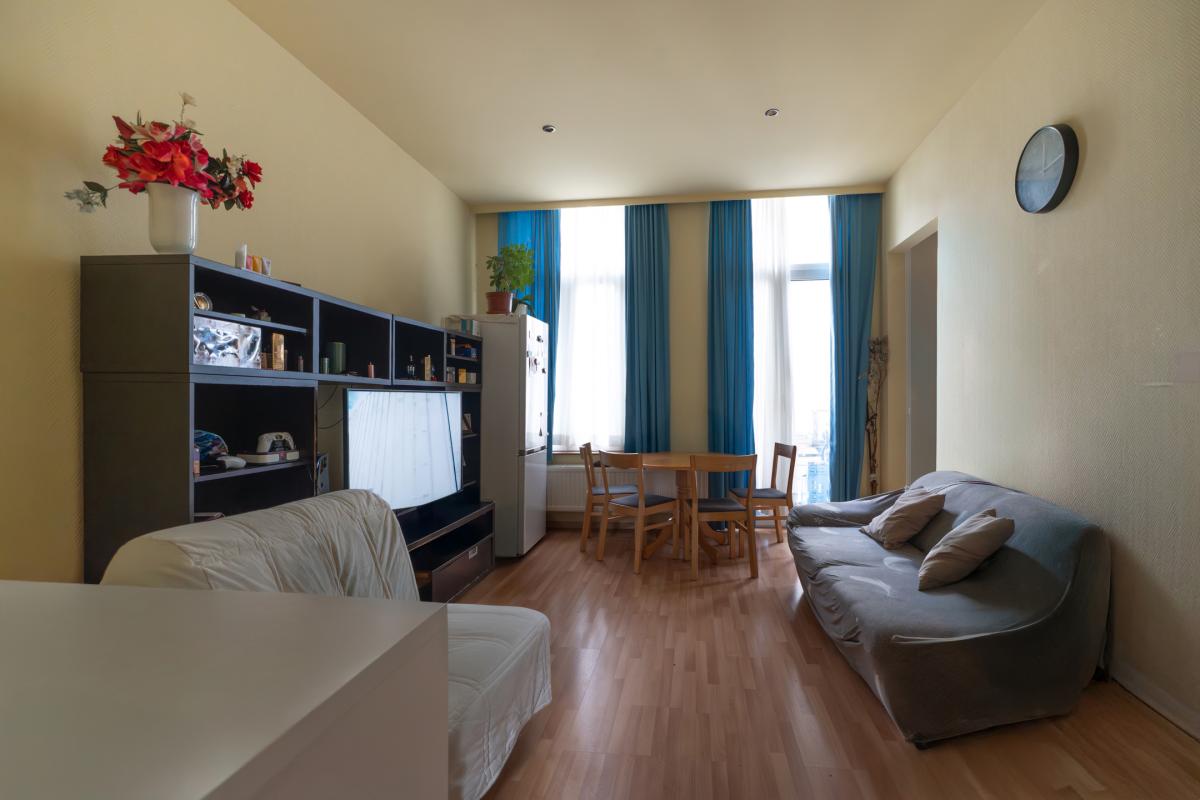 Quartier Européen – Immeuble à appartements (4 unités)