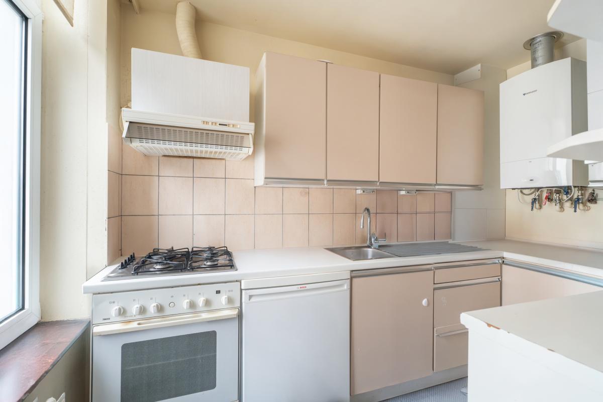 Quartier Européen – Immeuble à appartements (4 unités)