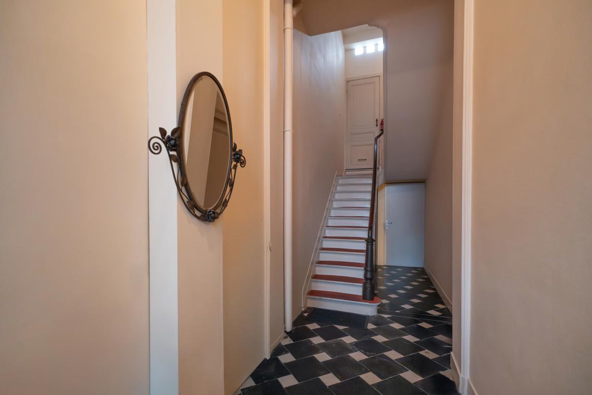 Quartier Européen – Immeuble à appartements (4 unités)