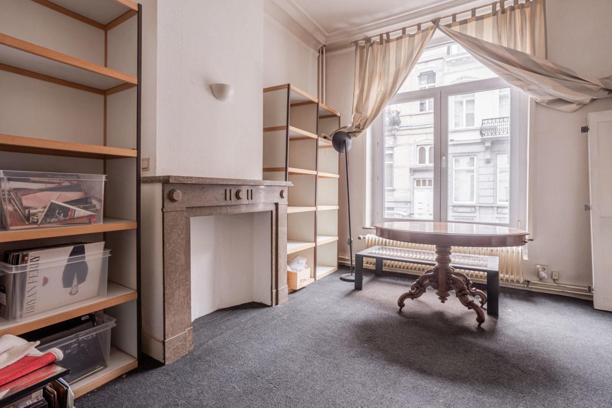 Merjay/Chatelain: maison à rénover 4 chbres - jardin