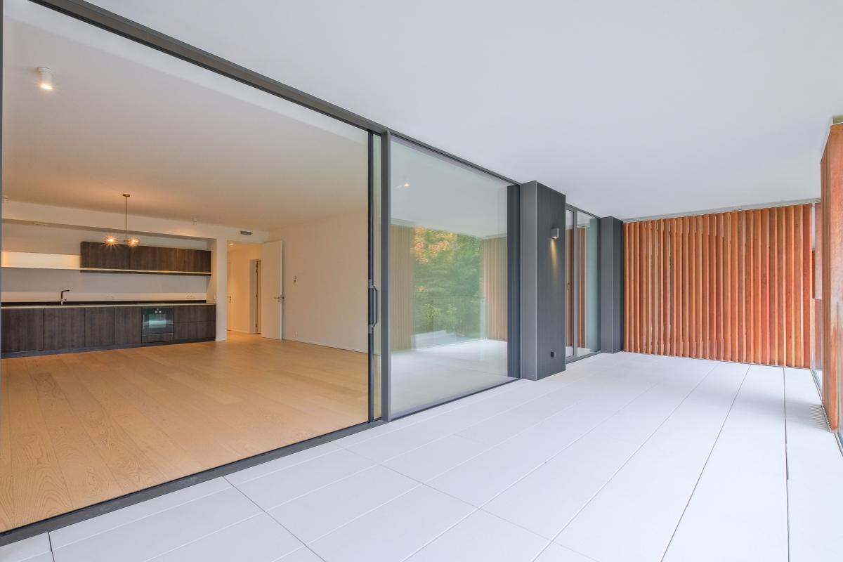 Hamoir: Superbe appartement 2 chambres, terrasse et parkings