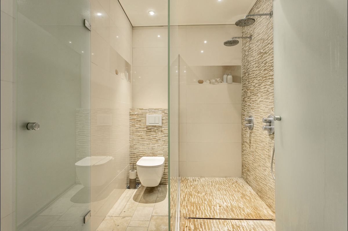 Villa d'exception avec piscine et terrain de tennis 