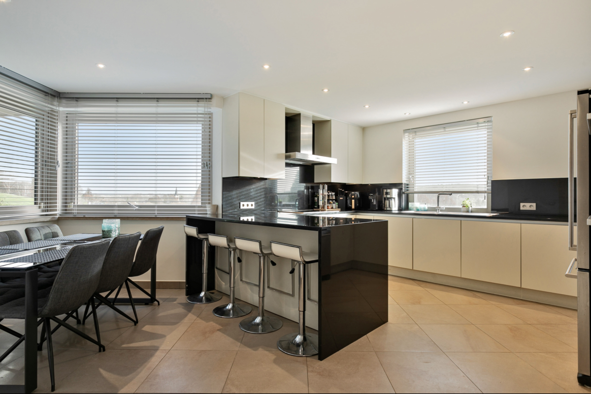 Villa d'exception avec piscine et terrain de tennis 