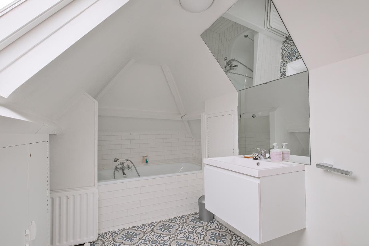 Vanderkindere : Belle arrière maison 4 chambres + jardin